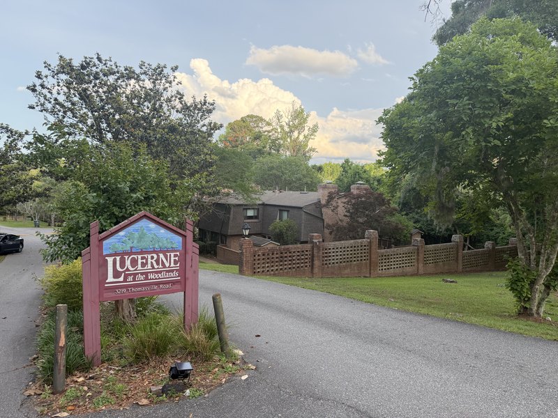 Lucerne at the Woodlands community entrance sign at 3219 Thomasville Road